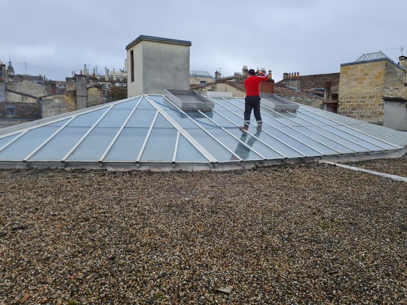 Toit-terrasse avant réfection de l'étanchéité