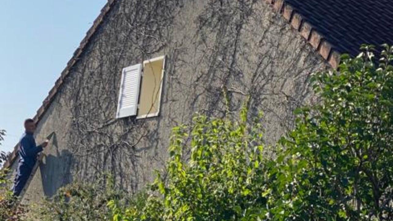 Pignon de maison en pierre
