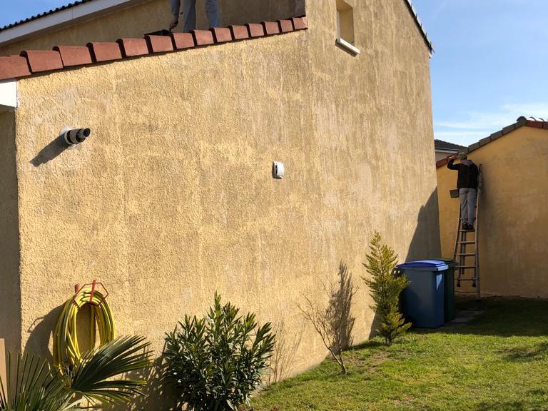 Ravalement de façade : façade encrassée avant travaux