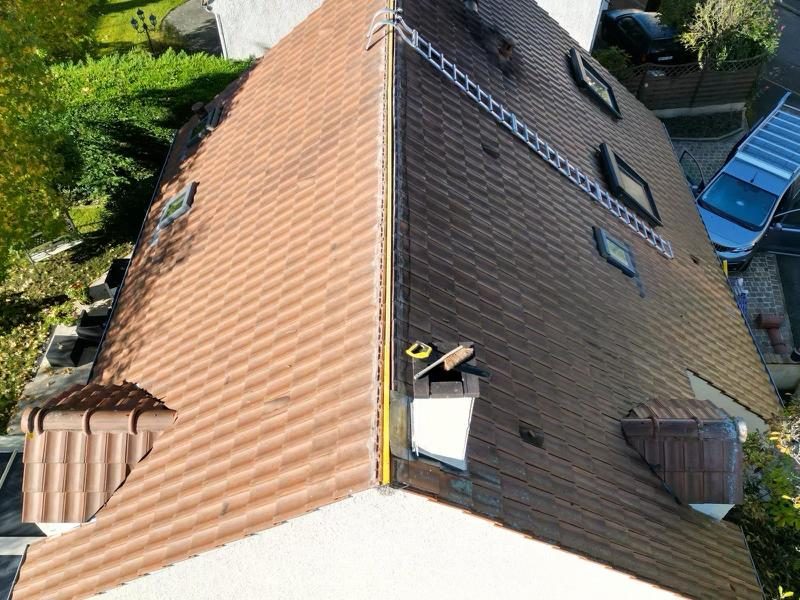 Toiture remise en teinte aux Essarts-le-Roi